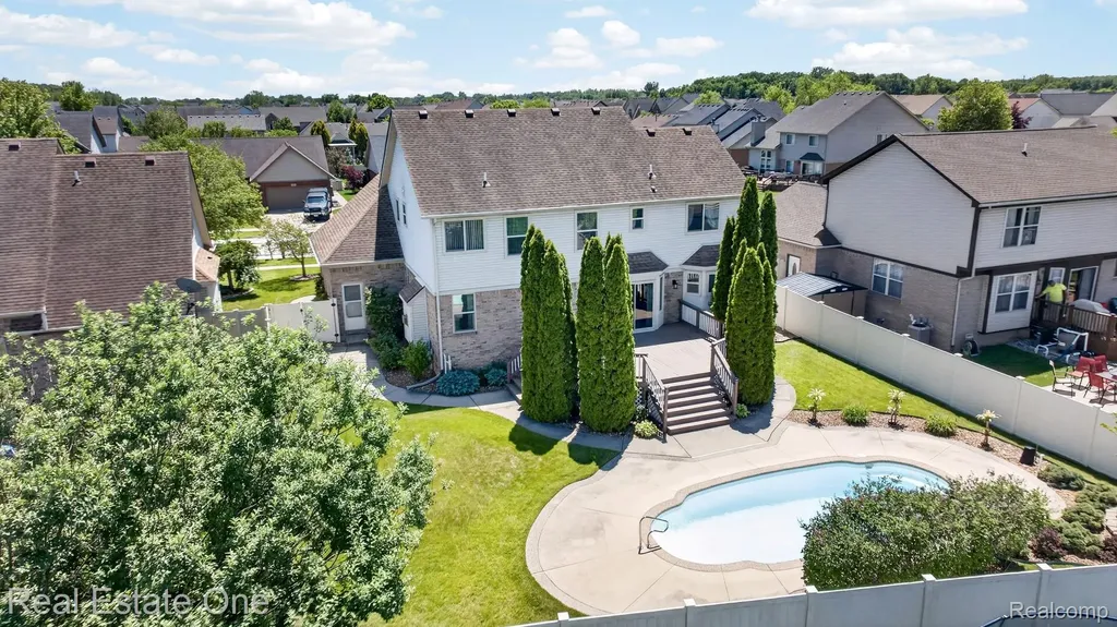 17482 Snapdragon Drive Brownstown Charter Township MI 48173