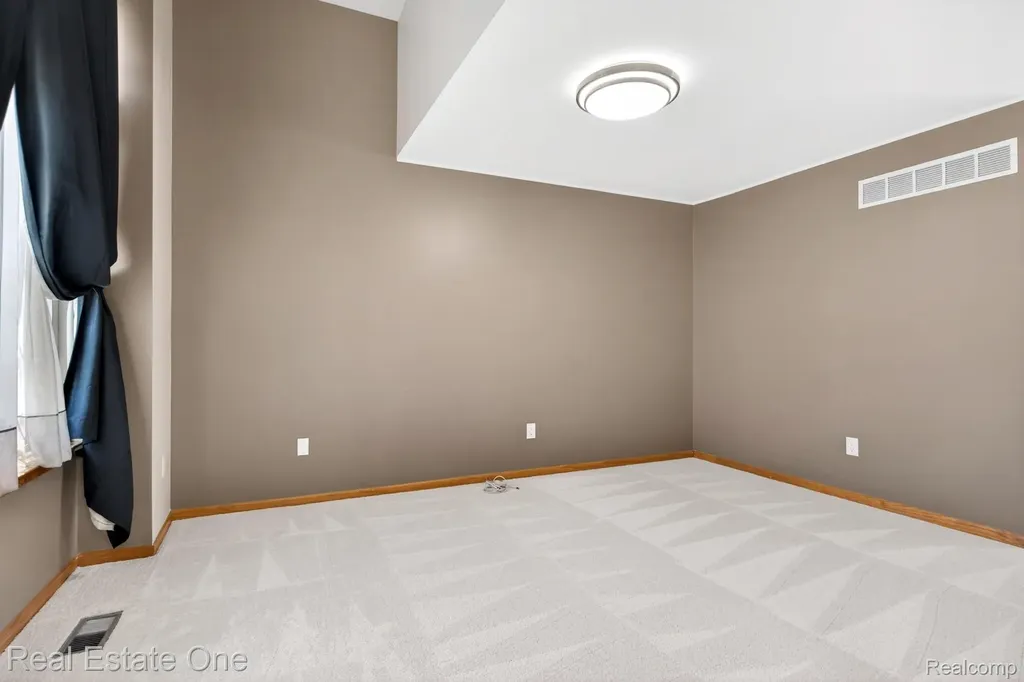 17482 Snapdragon Drive Brownstown Charter Township MI 48173