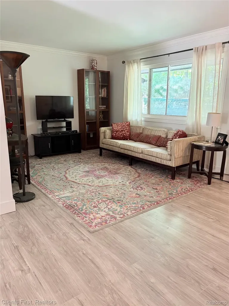 5844 Crandall Road Howell City MI 48855