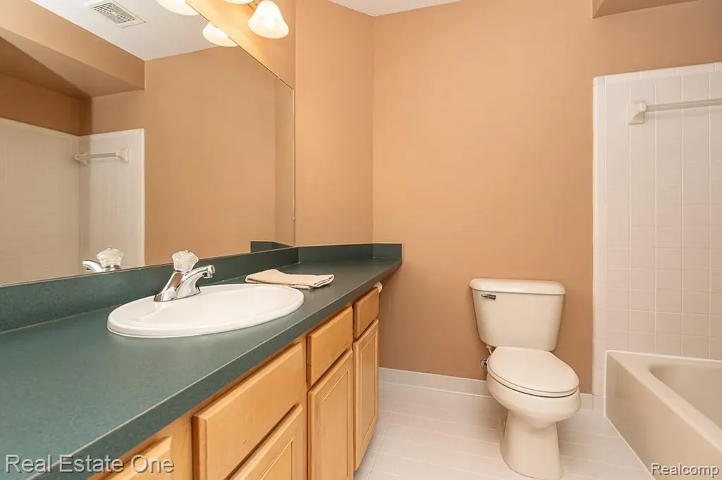 52033 Pebble Creek Drive Chesterfield Township MI 48047