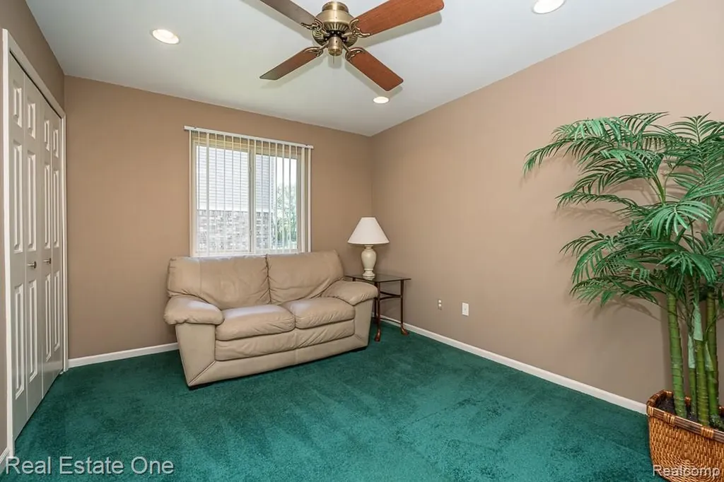 52033 Pebble Creek Drive Chesterfield Township MI 48047