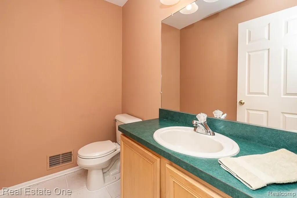 52033 Pebble Creek Drive Chesterfield Township MI 48047
