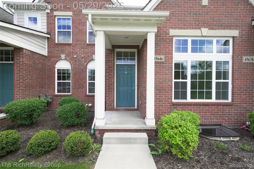 45646 Aragon Lane Canton Charter Township MI 48187