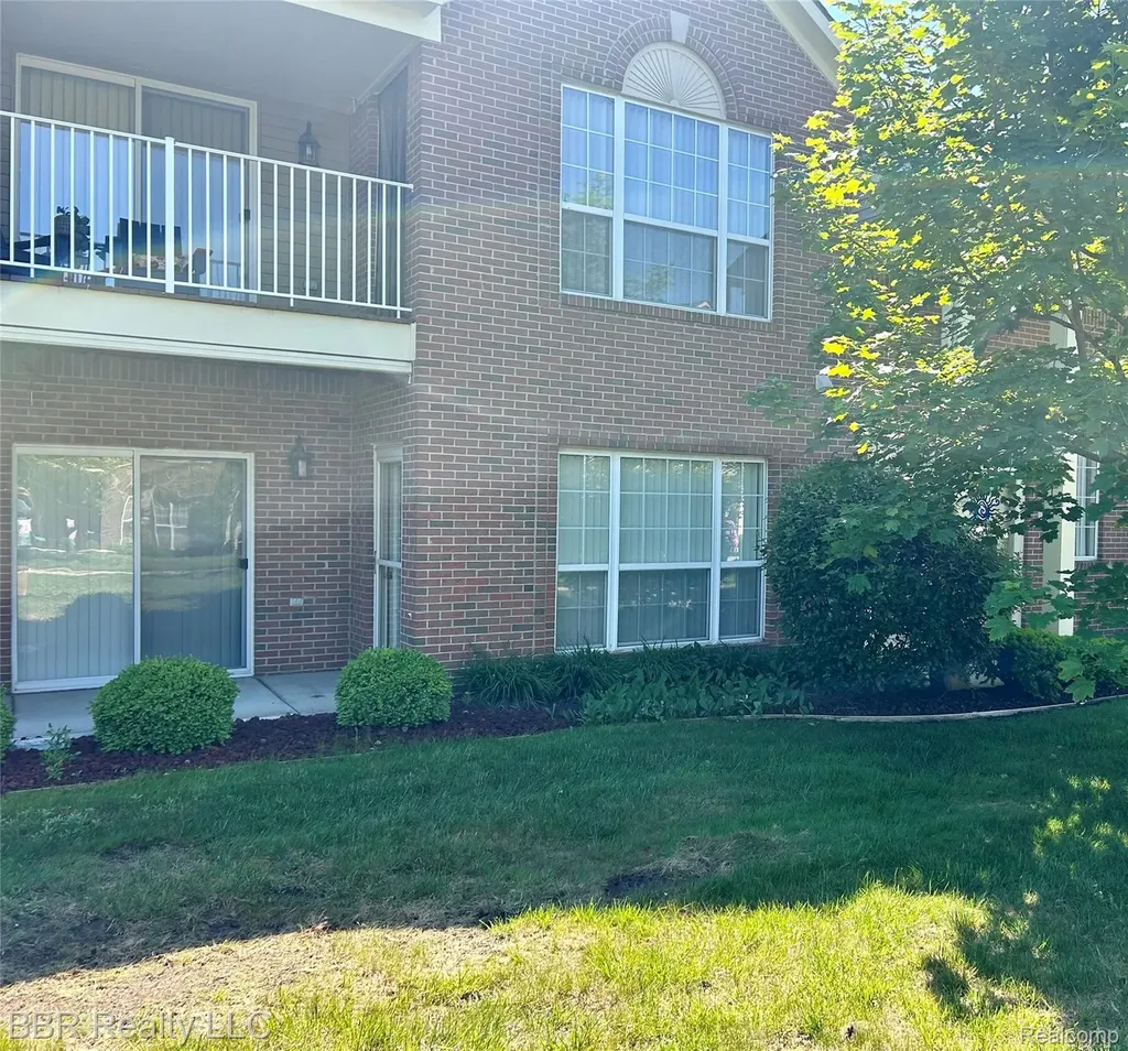 505 Mulberry Street Wyandotte City MI 48192
