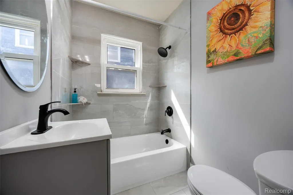 17108 Arlington Avenue Allen Park City MI 48101