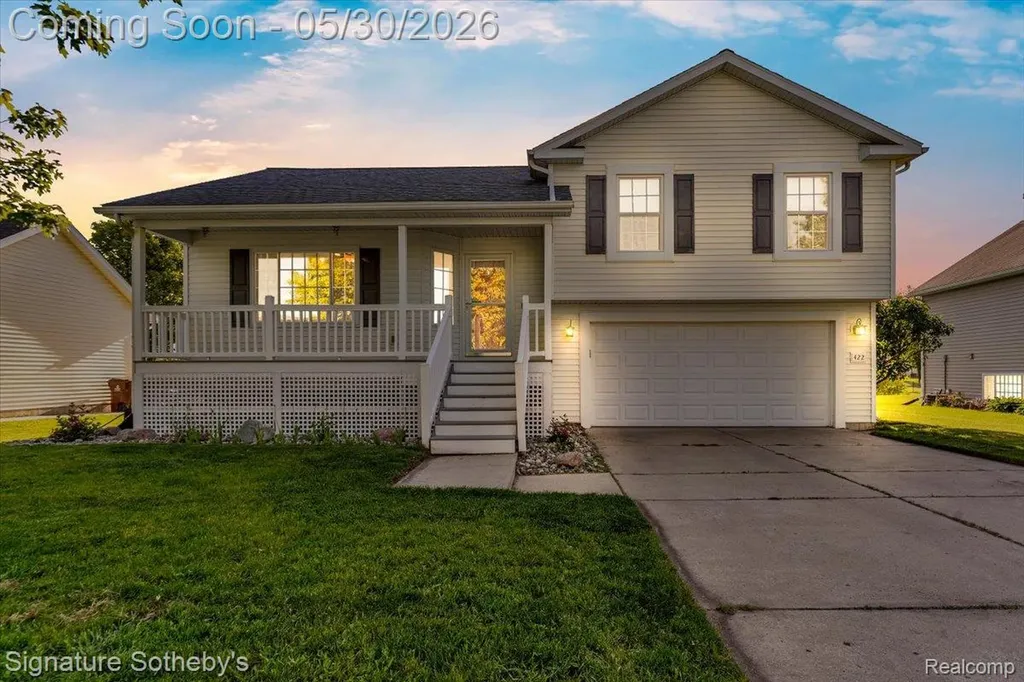 422 Coventry Lane Mason City MI 48854