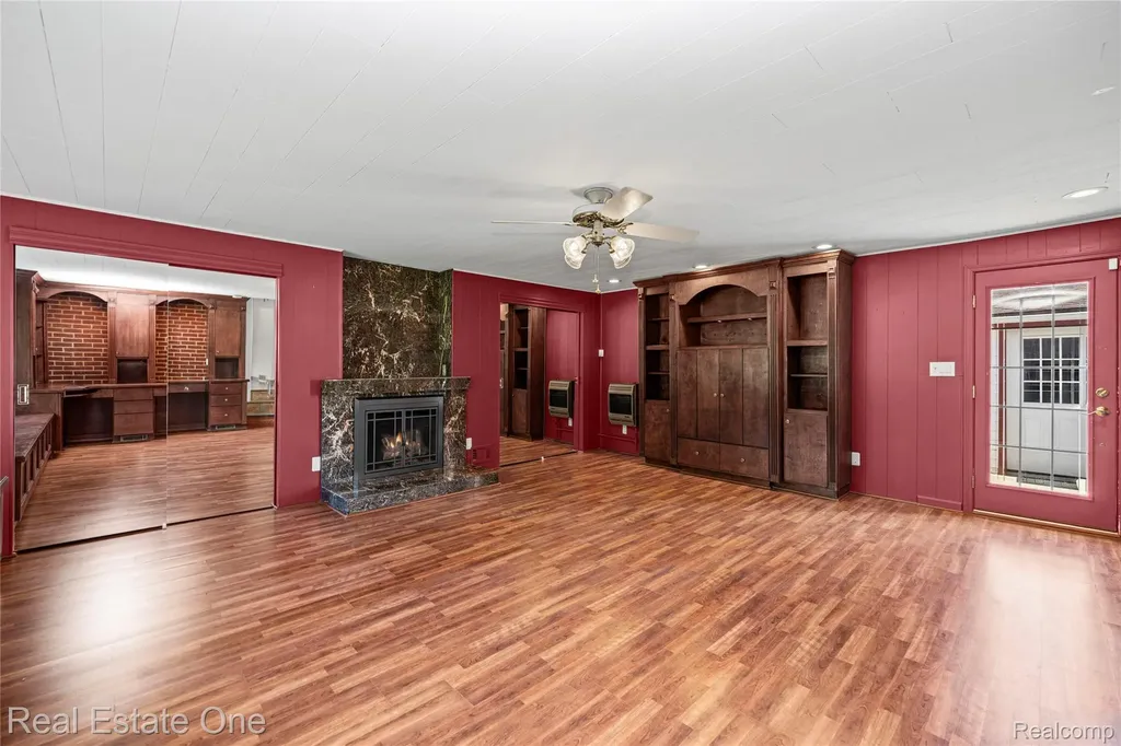 6740 Brockhurst Boulevard West Bloomfield Charter Township MI 48322