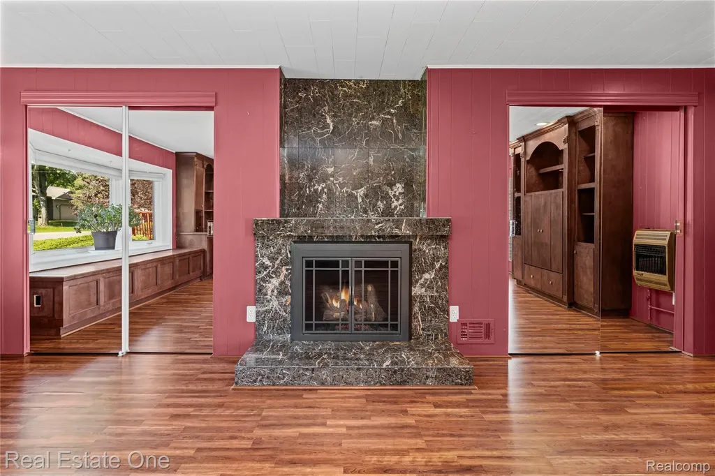 6740 Brockhurst Boulevard West Bloomfield Charter Township MI 48322