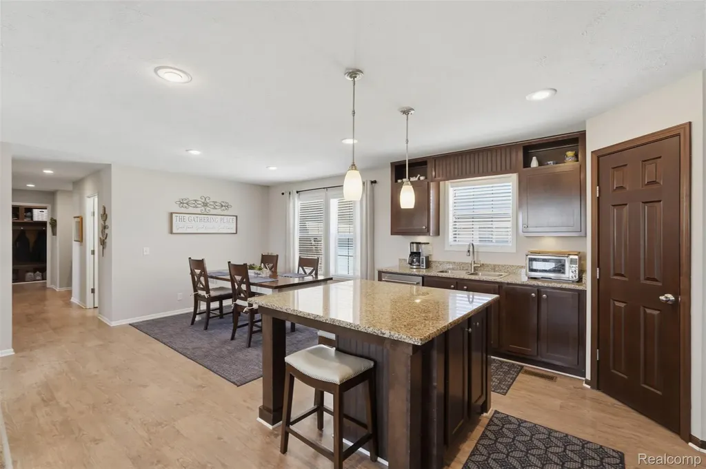 11112 Hickory Tree Court Green Oak Township MI 48178