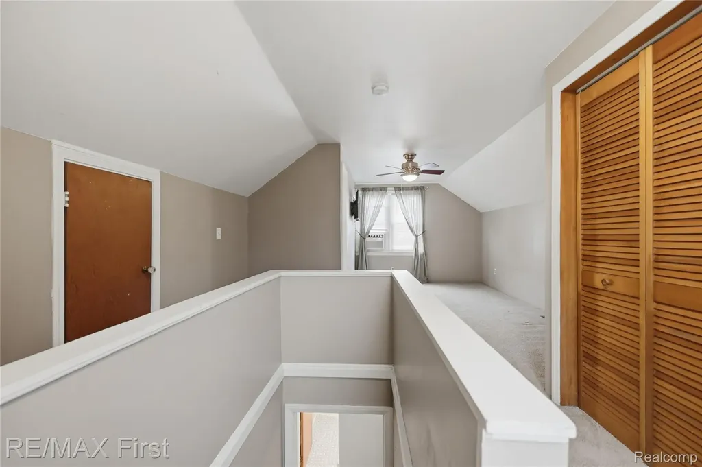 22014 California Street St. Clair Shores City MI 48080
