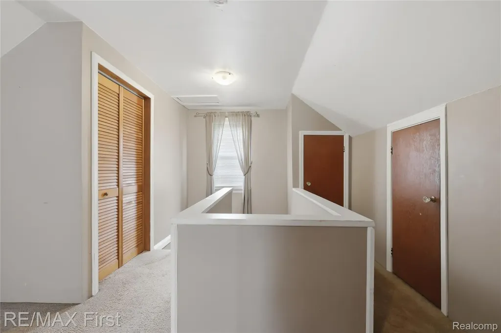 22014 California Street St. Clair Shores City MI 48080