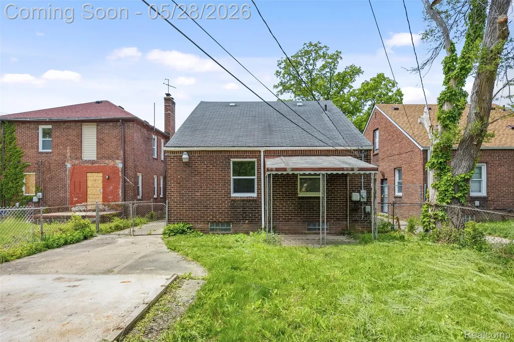 16510 Lesure Street Detroit City MI 48235