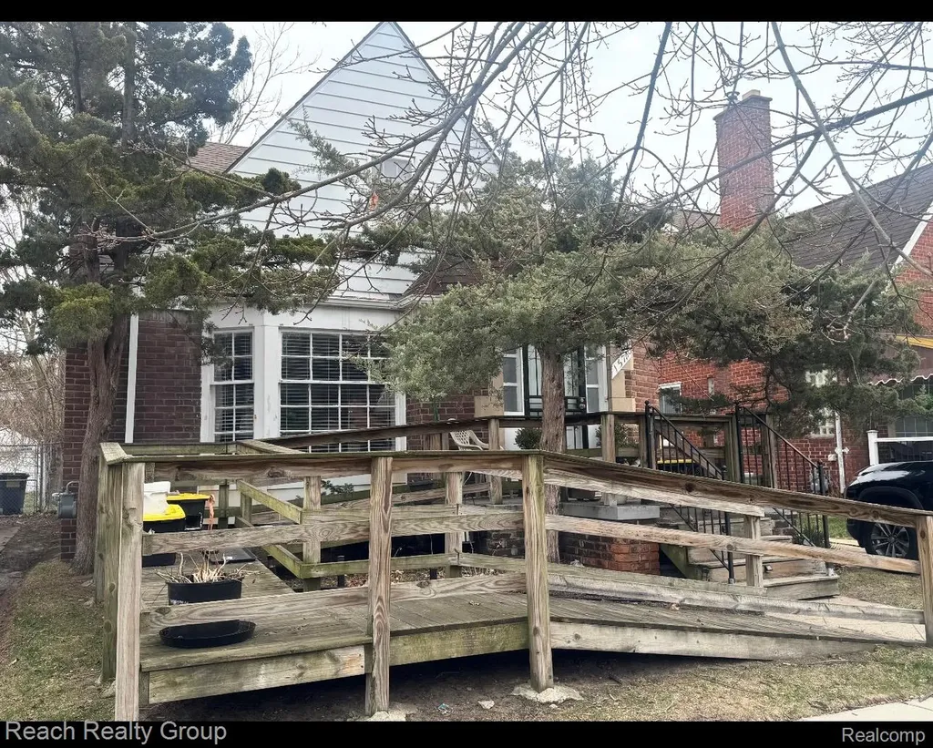 15710 Ward Street Detroit City MI 48227
