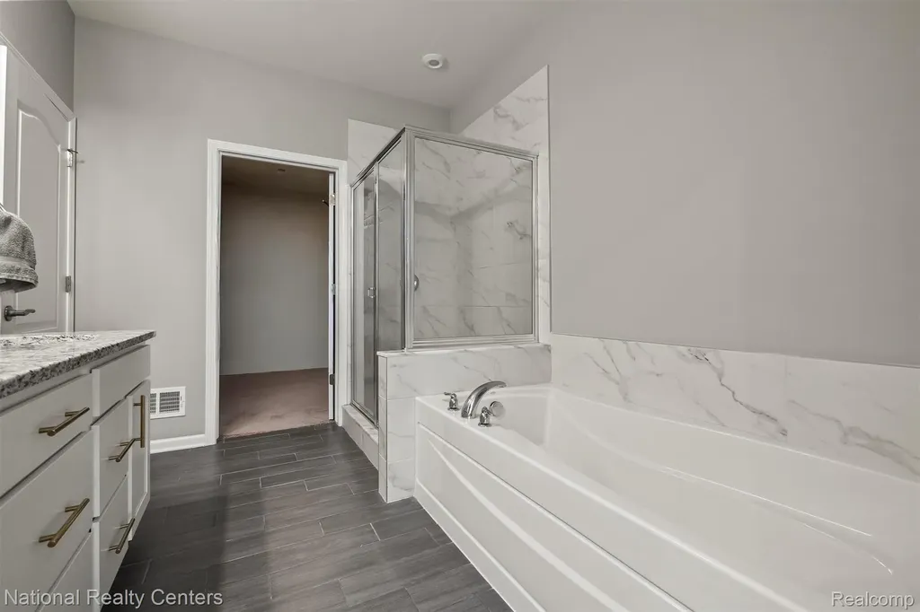 40605 Aster Court Clinton Charter Township MI 48036