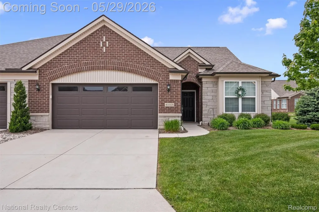 40605 Aster Court Clinton Charter Township MI 48036