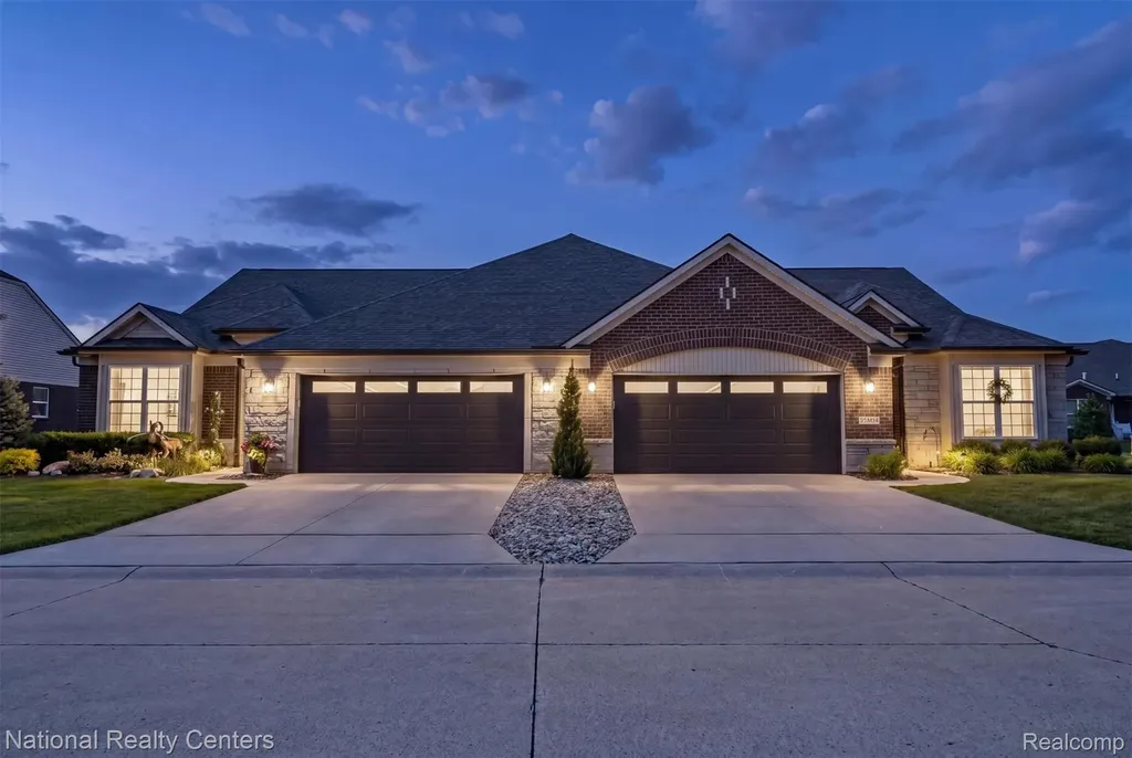 40605 Aster Court Clinton Charter Township MI 48036