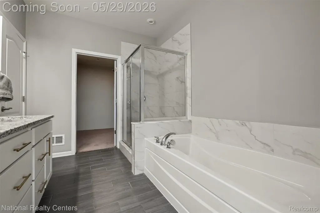 40605 Aster Court Clinton Charter Township MI 48036