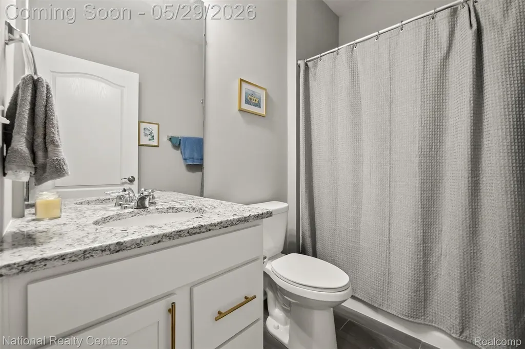 40605 Aster Court Clinton Charter Township MI 48036