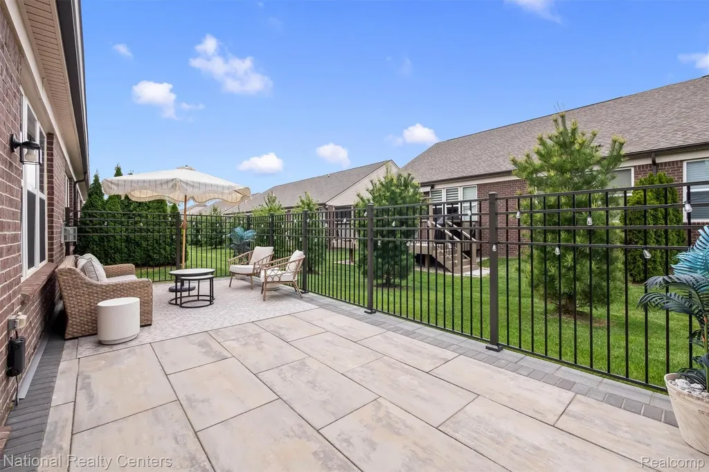 40605 Aster Court Clinton Charter Township MI 48036