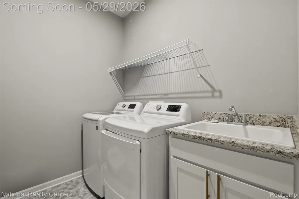 40605 Aster Court Clinton Charter Township MI 48036