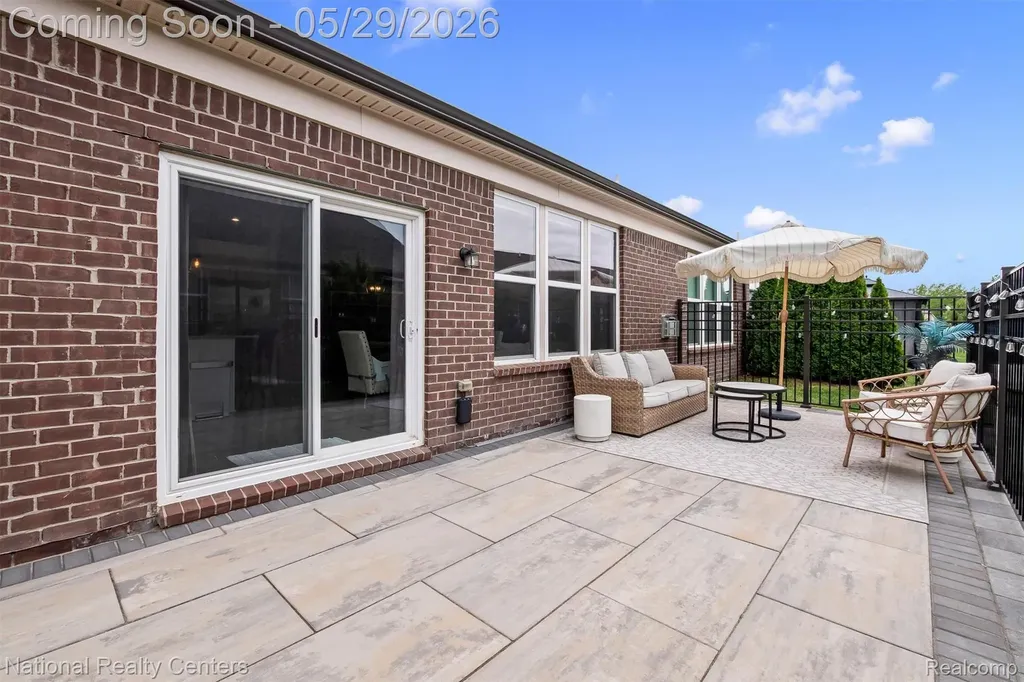 40605 Aster Court Clinton Charter Township MI 48036