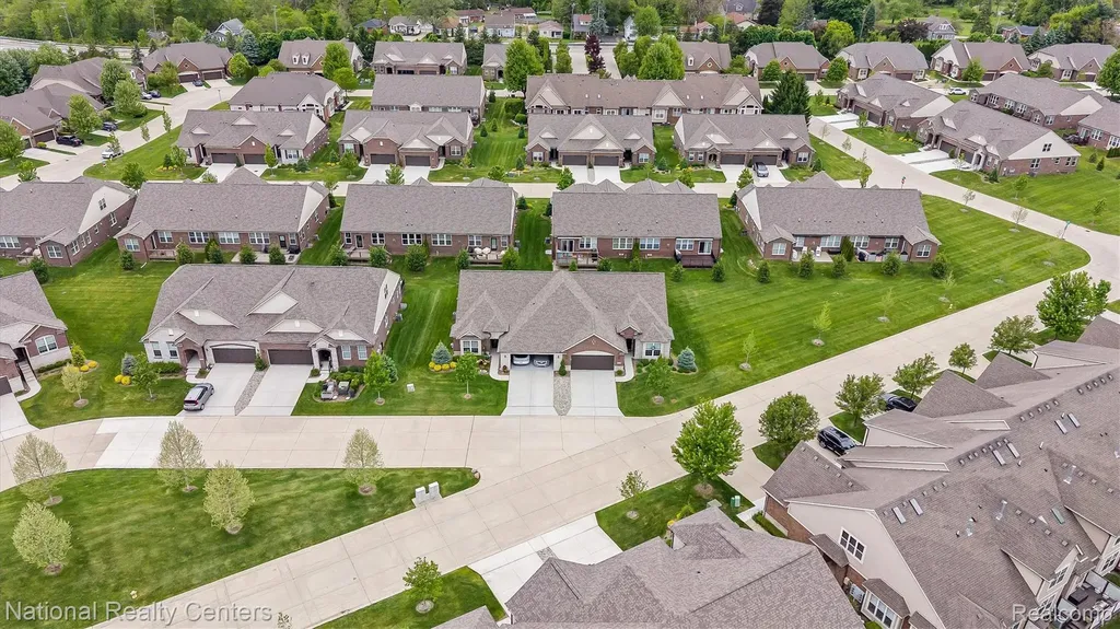 40605 Aster Court Clinton Charter Township MI 48036