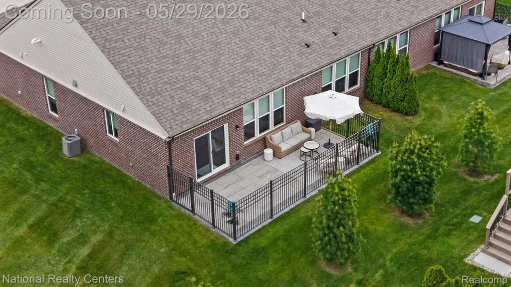 40605 Aster Court Clinton Charter Township MI 48036