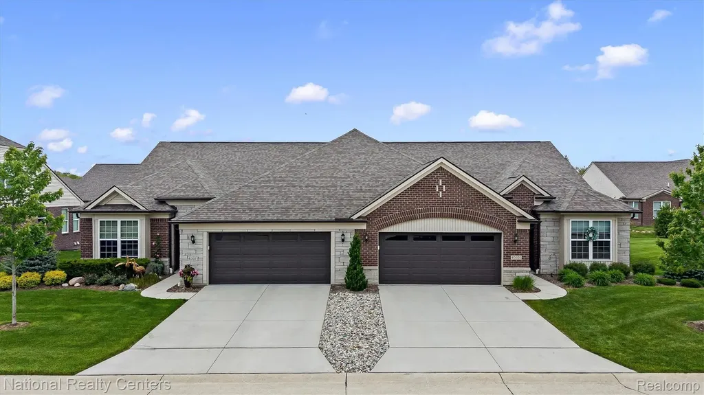 40605 Aster Court Clinton Charter Township MI 48036