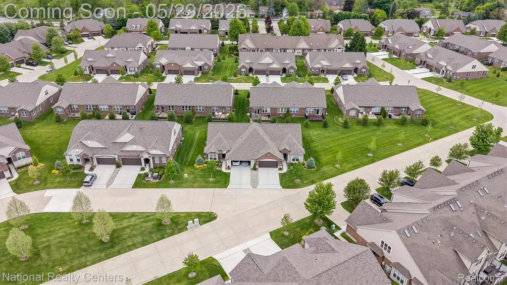 40605 Aster Court Clinton Charter Township MI 48036