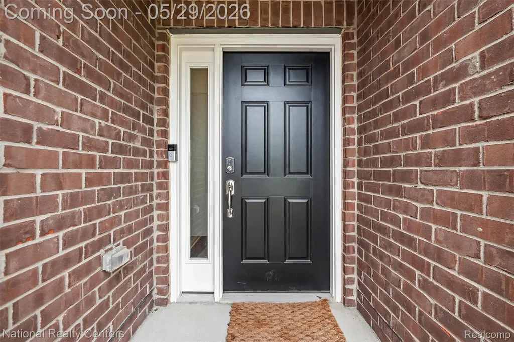 40605 Aster Court Clinton Charter Township MI 48036