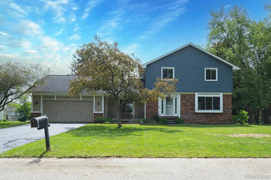 7152 Snow Apple Drive Independence Charter Township MI 48346