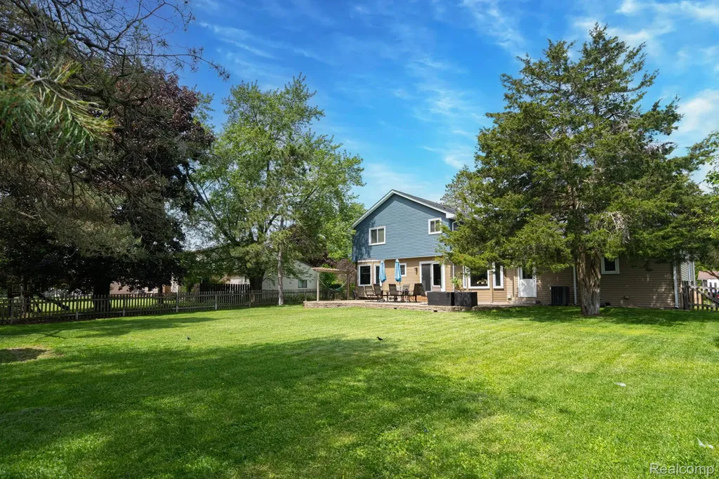 7152 Snow Apple Drive Independence Charter Township MI 48346