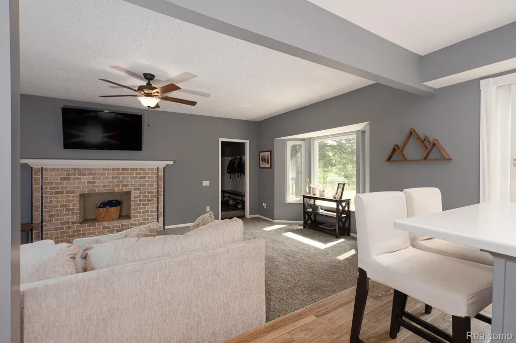 7152 Snow Apple Drive Independence Charter Township MI 48346