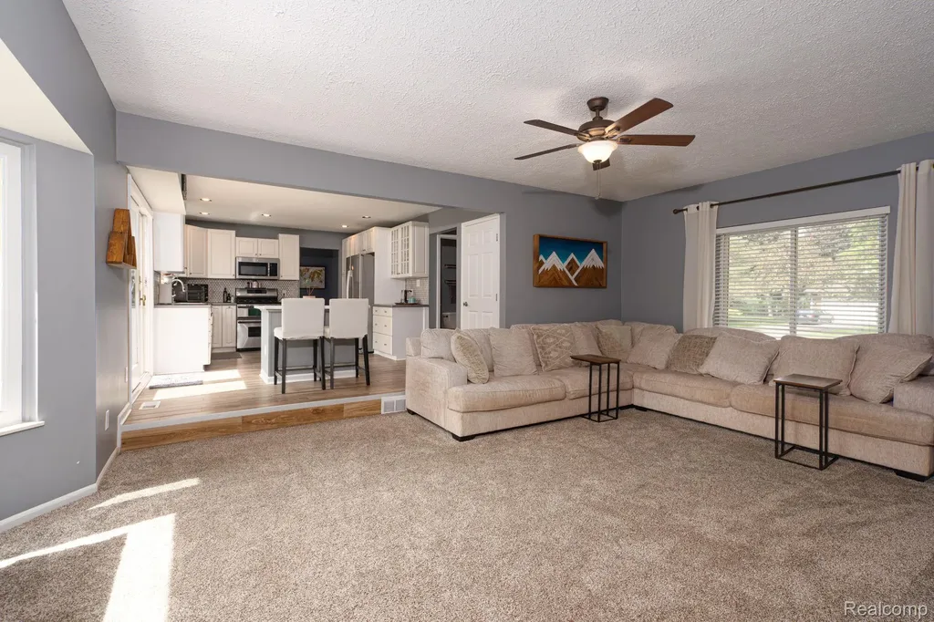 7152 Snow Apple Drive Independence Charter Township MI 48346