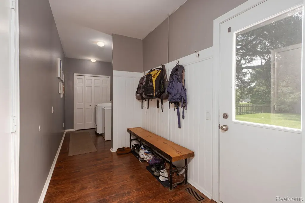 7152 Snow Apple Drive Independence Charter Township MI 48346