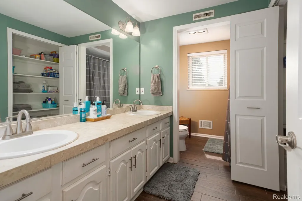 7152 Snow Apple Drive Independence Charter Township MI 48346