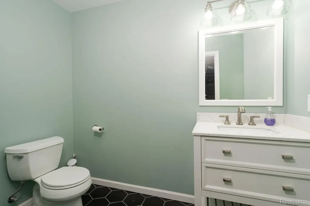 7152 Snow Apple Drive Independence Charter Township MI 48346