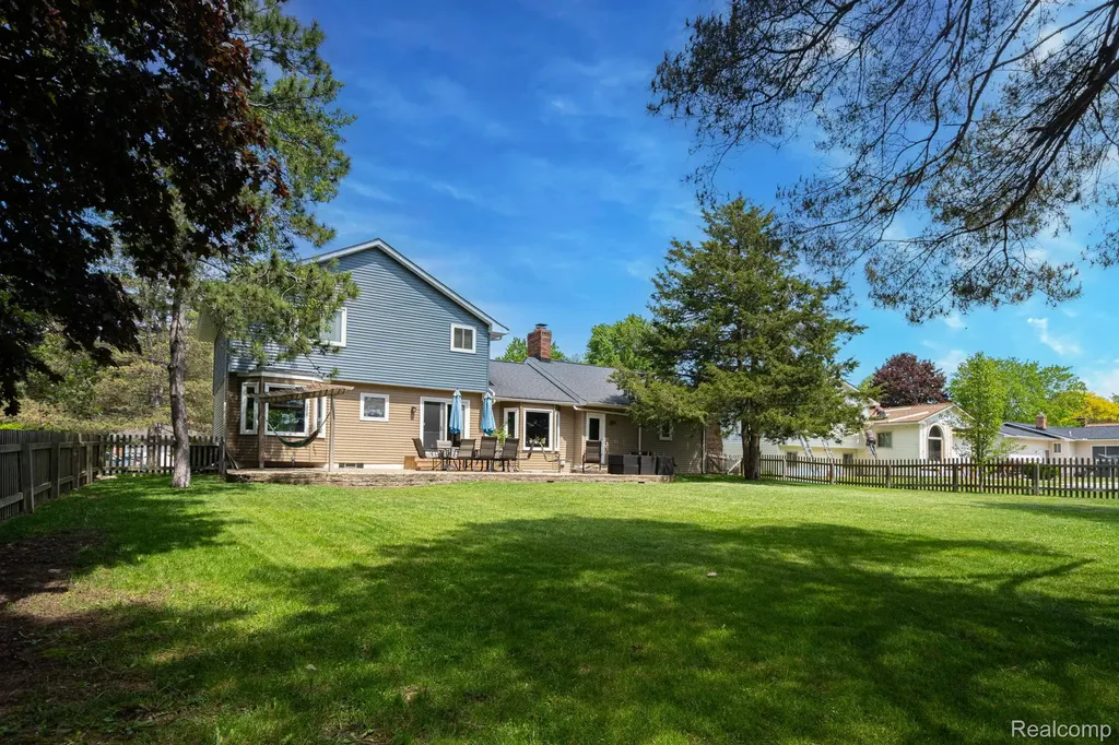 7152 Snow Apple Drive Independence Charter Township MI 48346