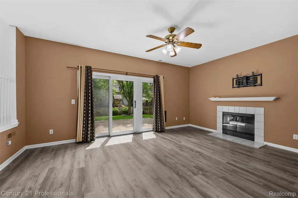 3061 Talon Circle Orion Charter Township MI 48360
