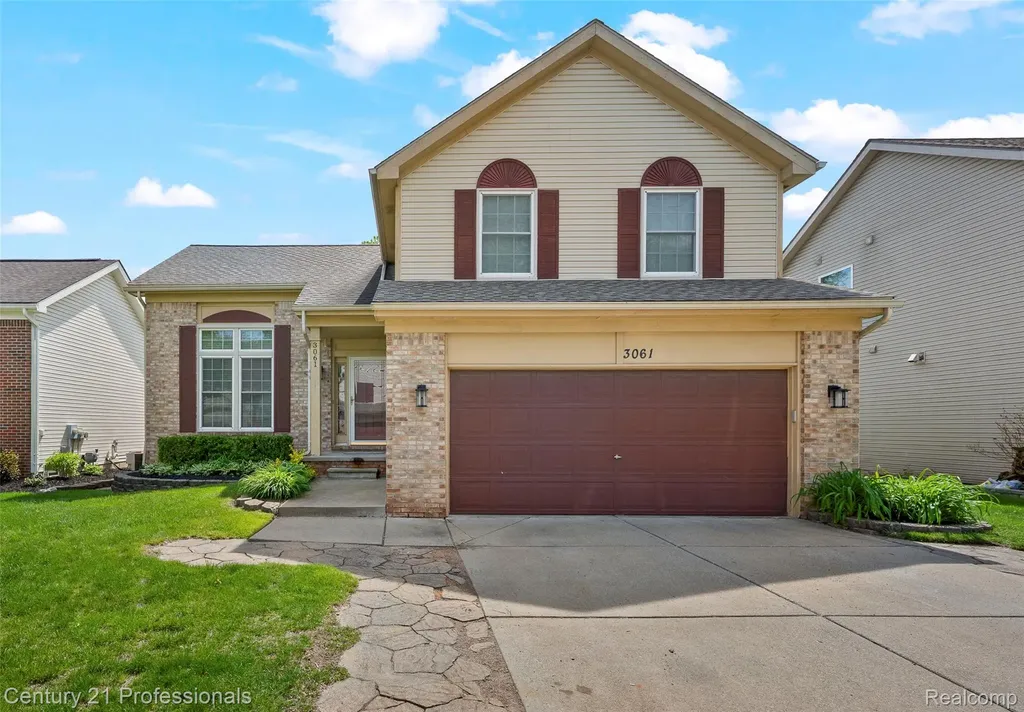 3061 Talon Circle Orion Charter Township MI 48360