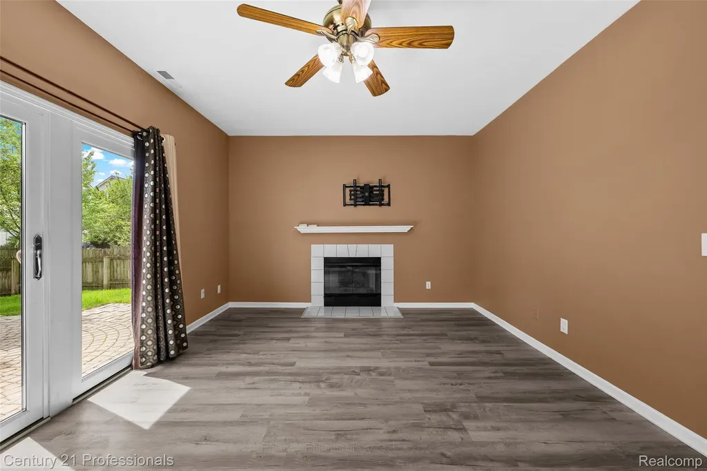 3061 Talon Circle Orion Charter Township MI 48360
