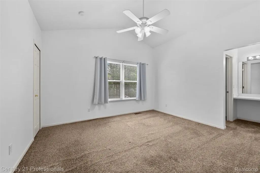3061 Talon Circle Orion Charter Township MI 48360