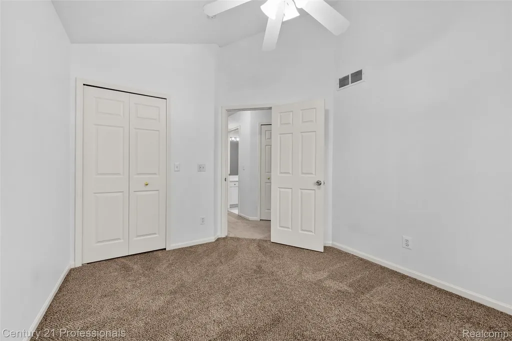 3061 Talon Circle Orion Charter Township MI 48360