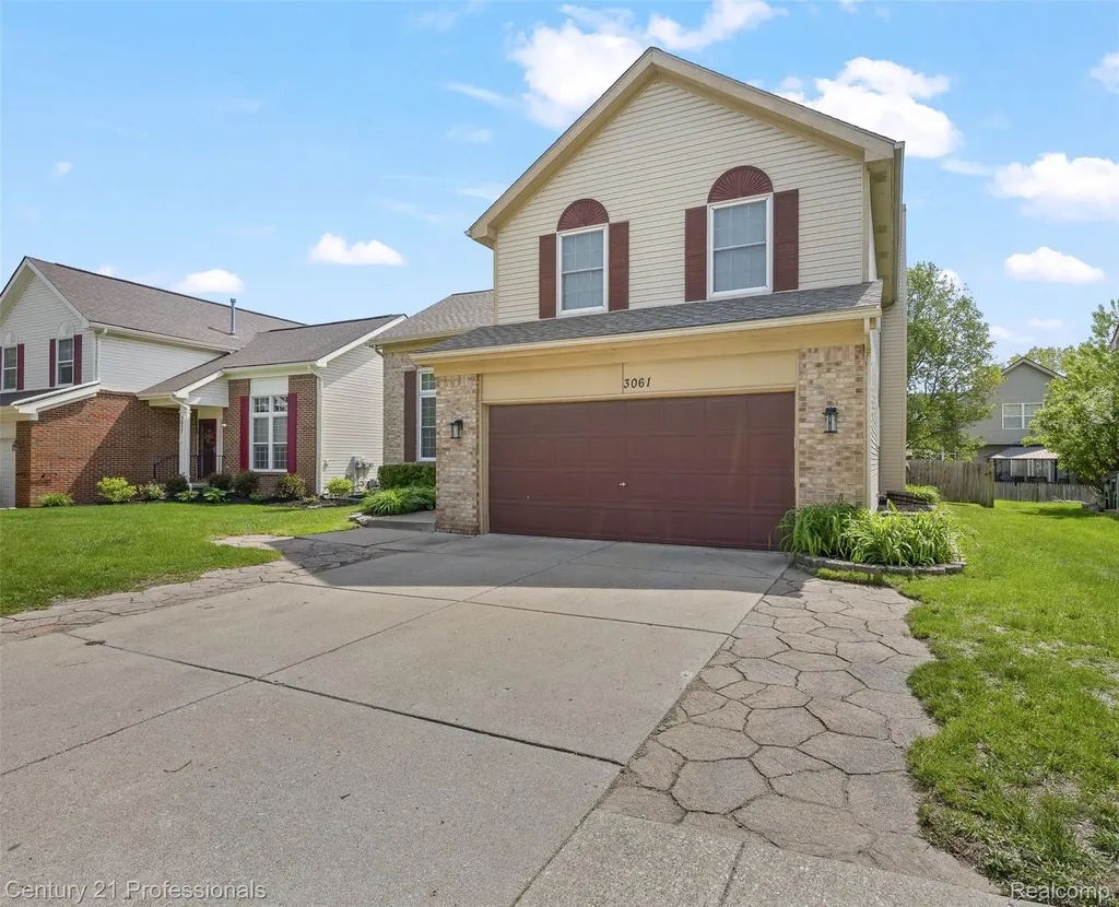 3061 Talon Circle Orion Charter Township MI 48360