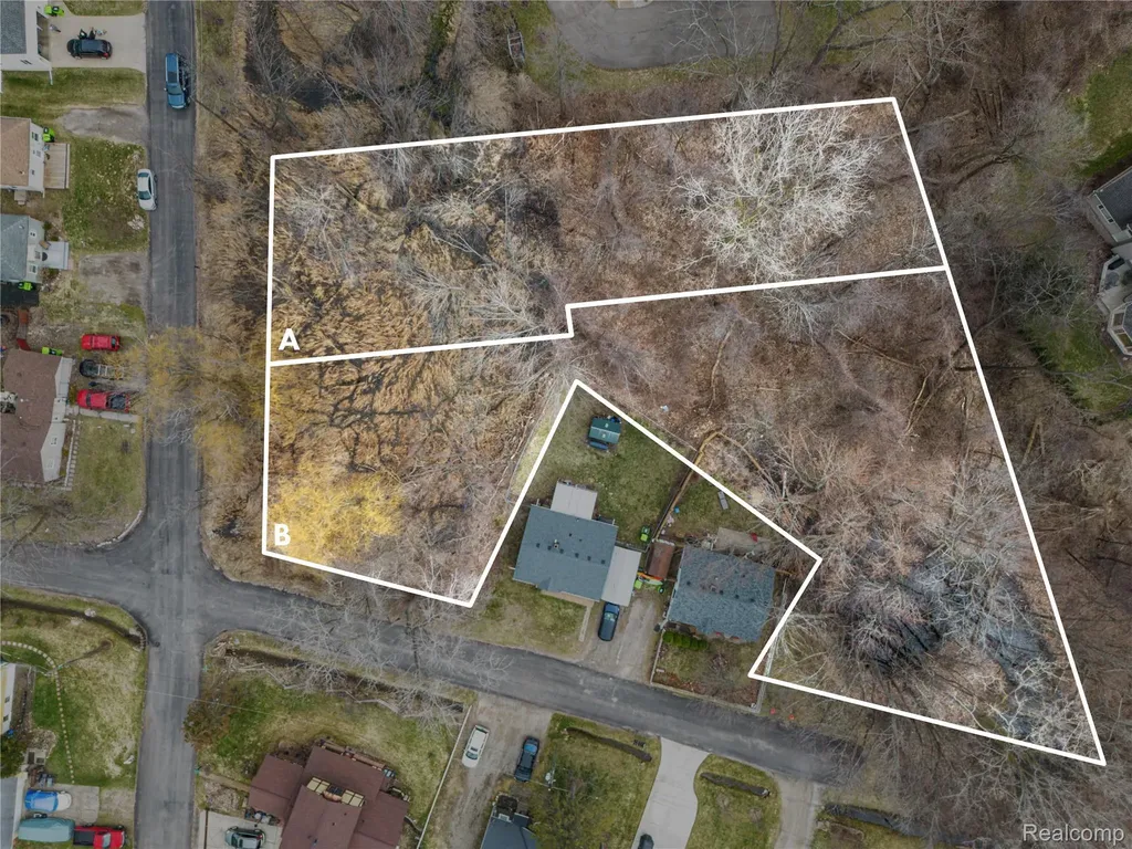 0000 Paramount Novi City MI 48375
