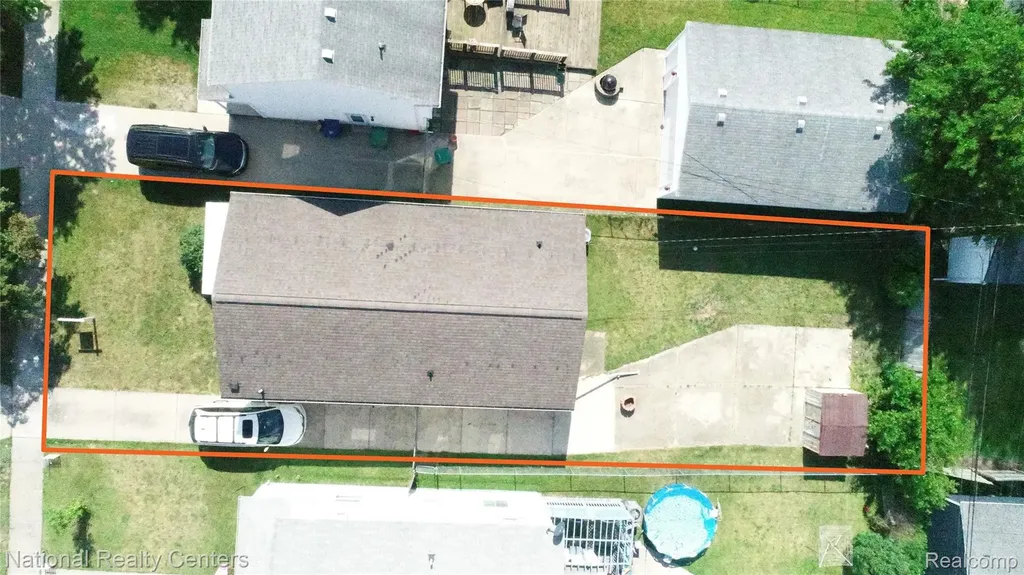 28802 Birchlawn Street Garden City City MI 48135