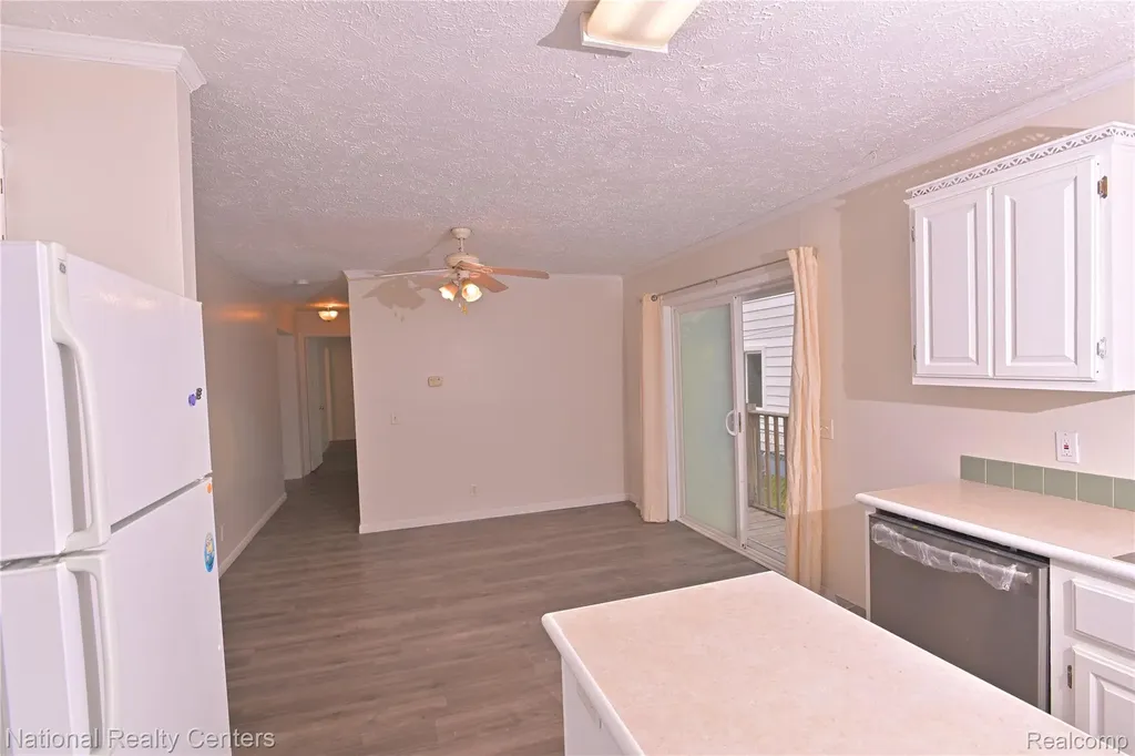 28802 Birchlawn Street Garden City City MI 48135