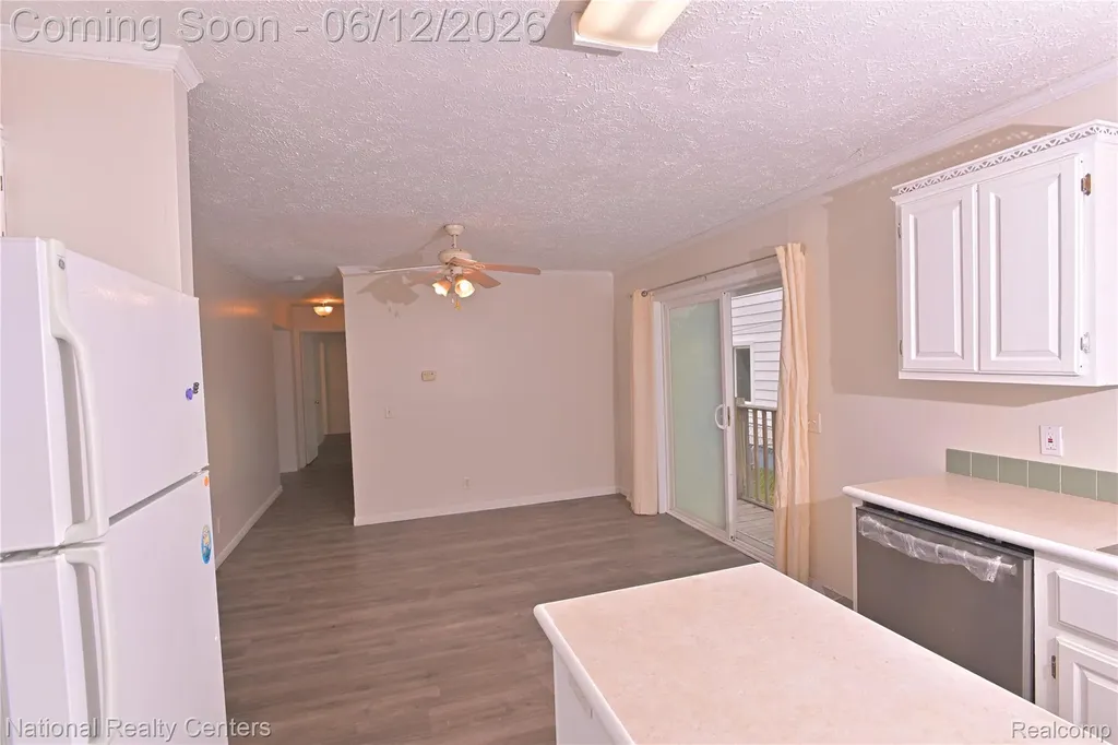 28802 Birchlawn Street Garden City City MI 48135