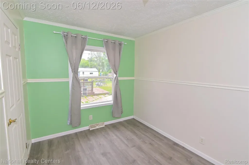28802 Birchlawn Street Garden City City MI 48135