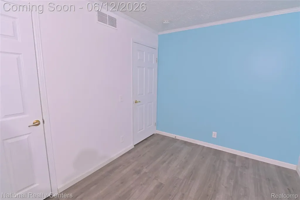 28802 Birchlawn Street Garden City City MI 48135
